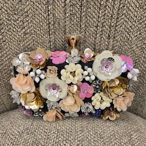 NEW Beaded Floral Bebe Clutch Handbag